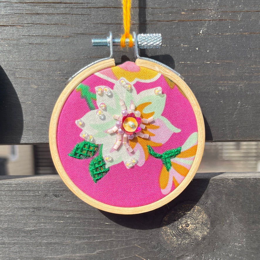 2.5" Mini Beaded Hoop