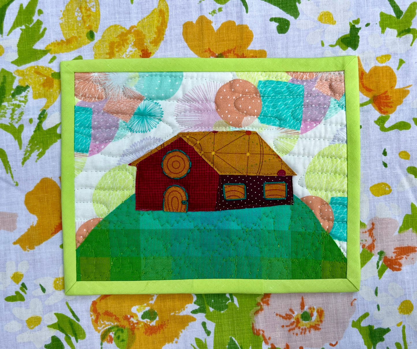 House on a Hill Mug Rug