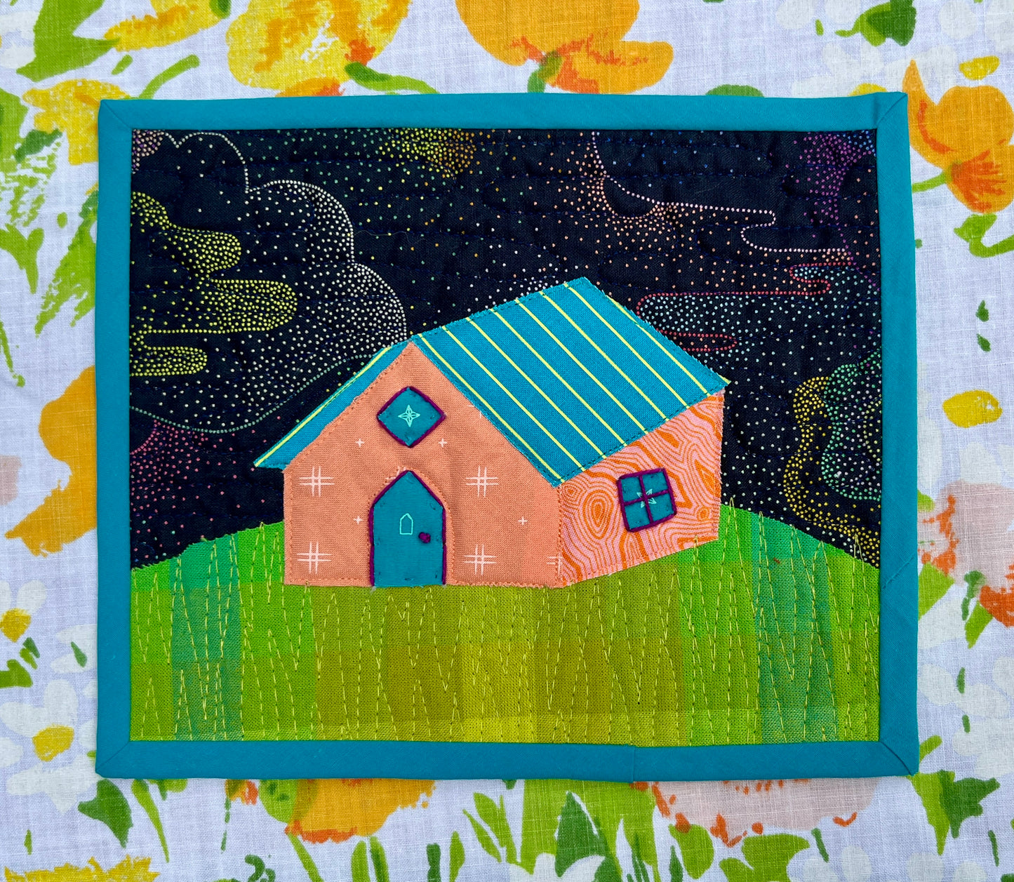 House on a Hill Mug Rug
