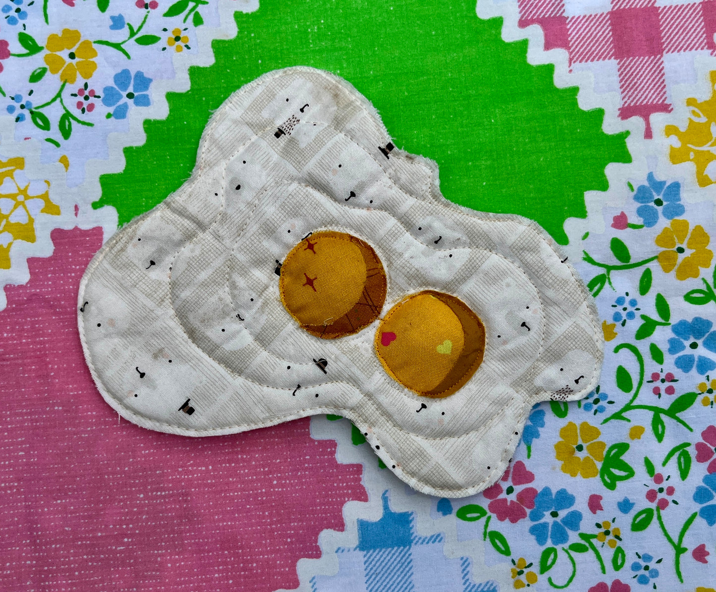 Fried Egg Wall Hanging (Double Yolk)