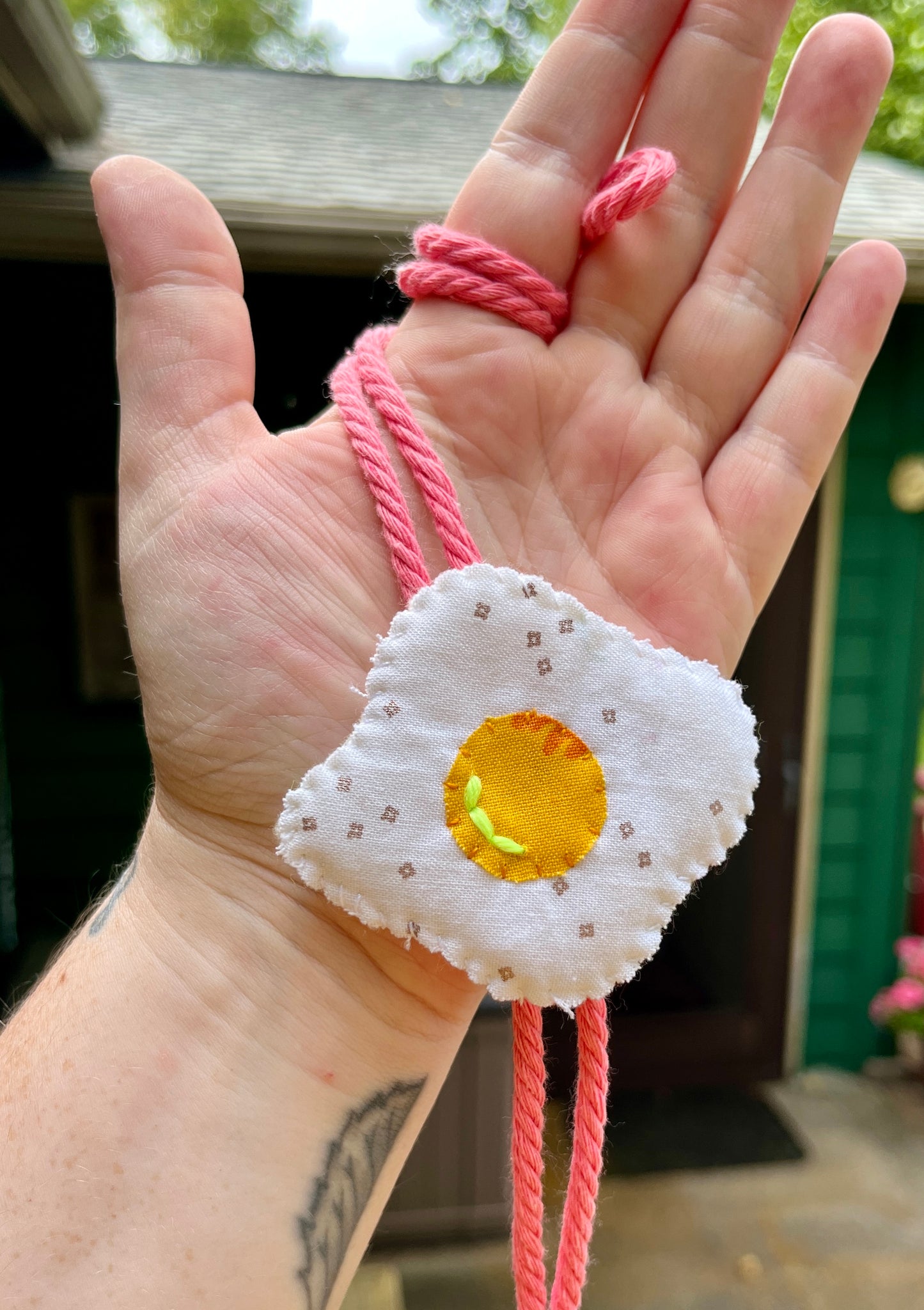 Egg Bolo Tie