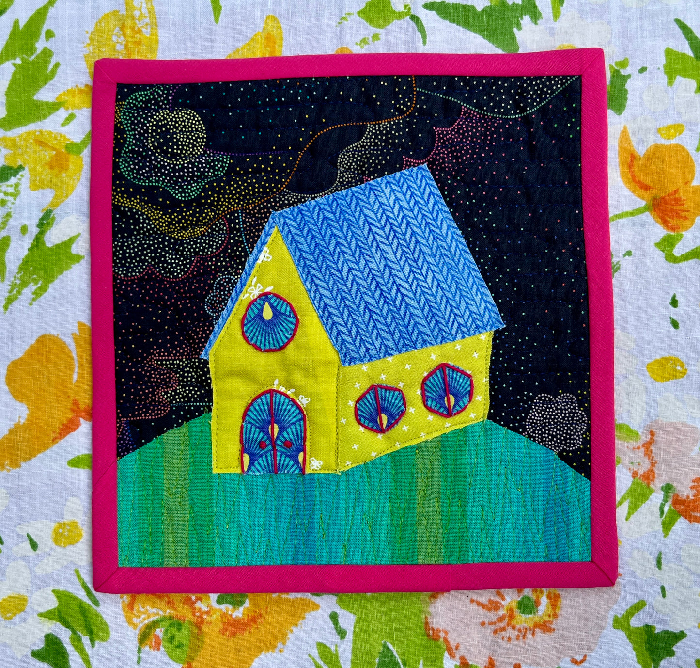 House on a Hill Mug Rug