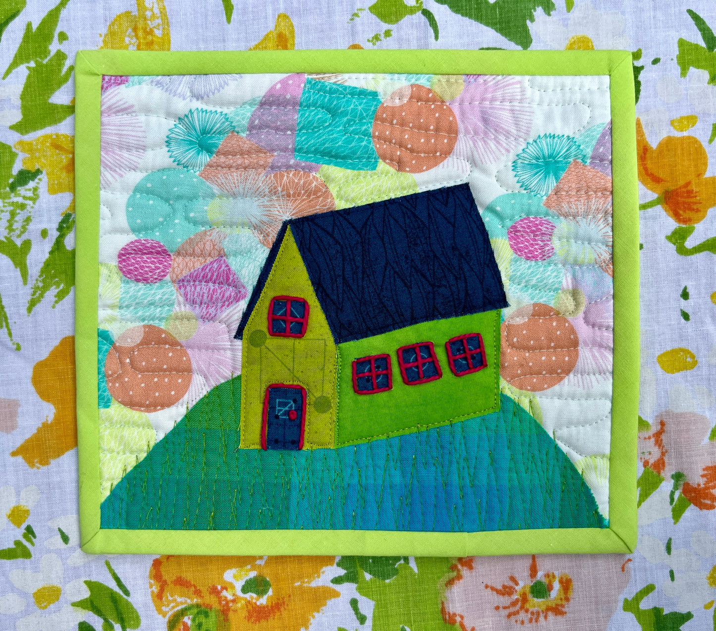 House on a Hill Mug Rug