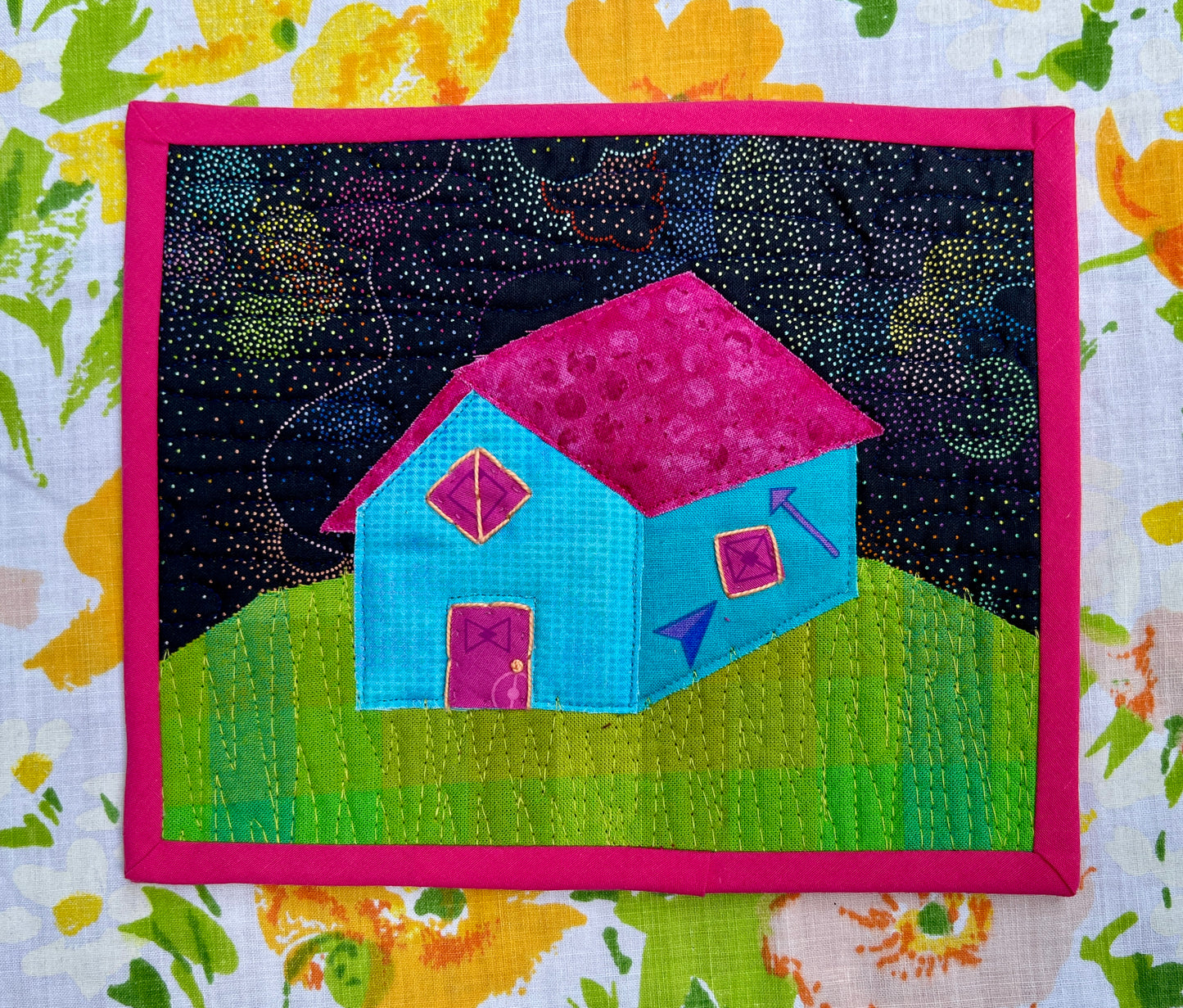 House on a Hill Mug Rug