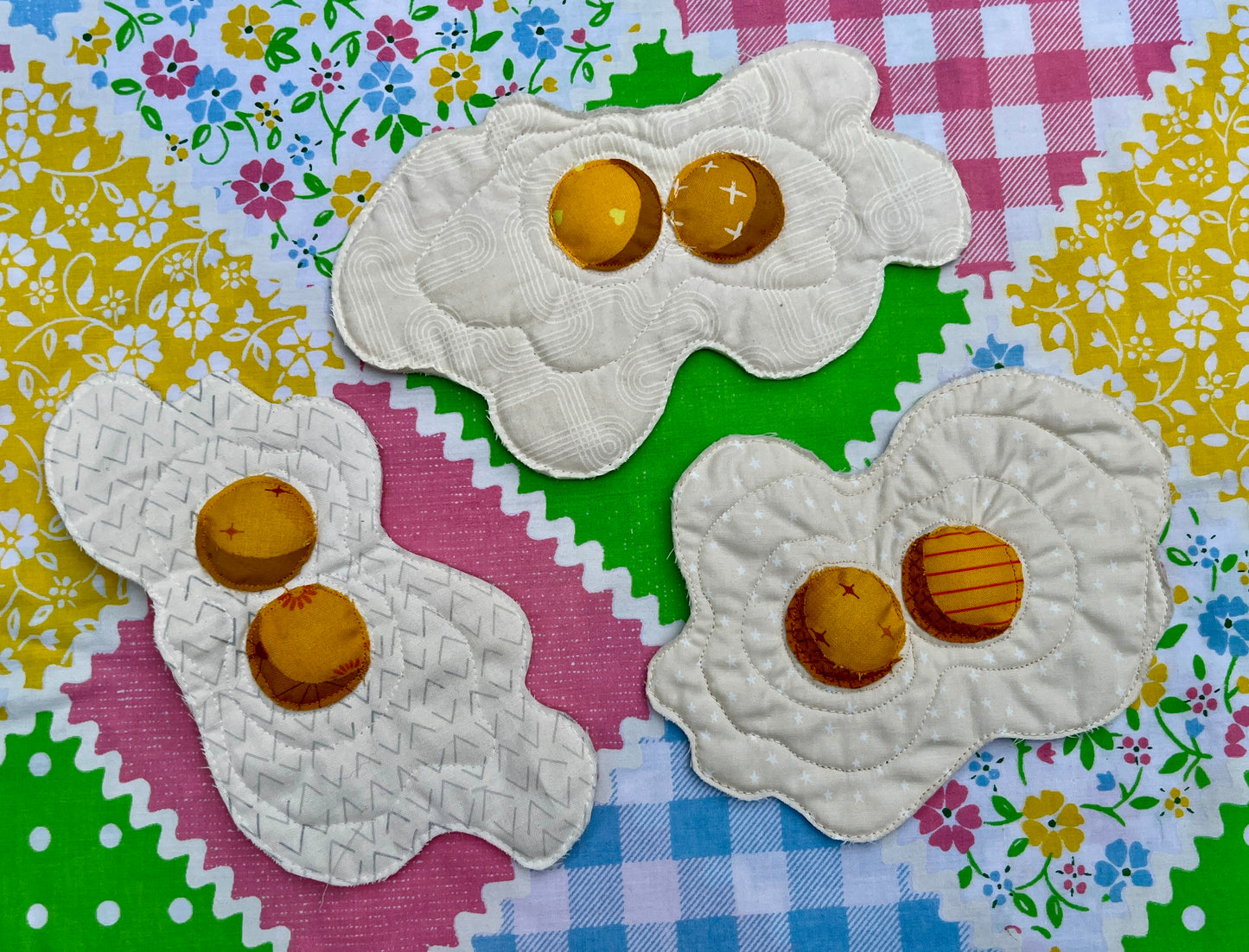 Fried Egg Wall Hanging (Double Yolk)