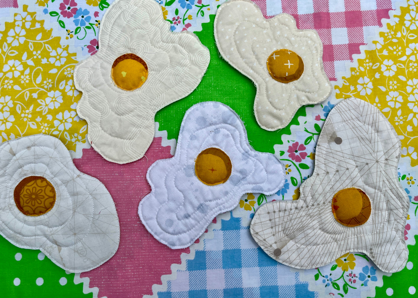 Fried Egg Wall Hanging (Single Yolk)